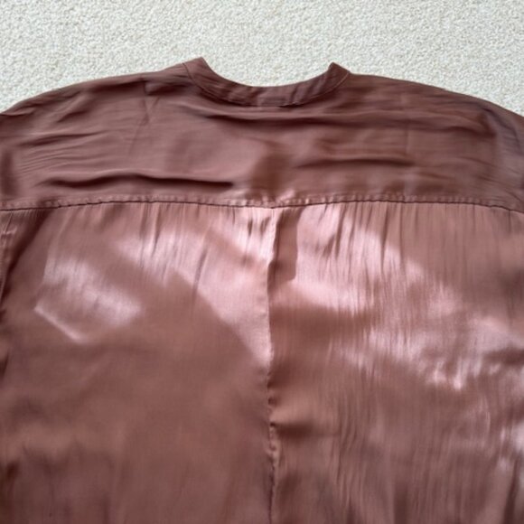 Old Navy Brown Satin Henley Short Sleeved Blouse - M - Picture 5 of 8